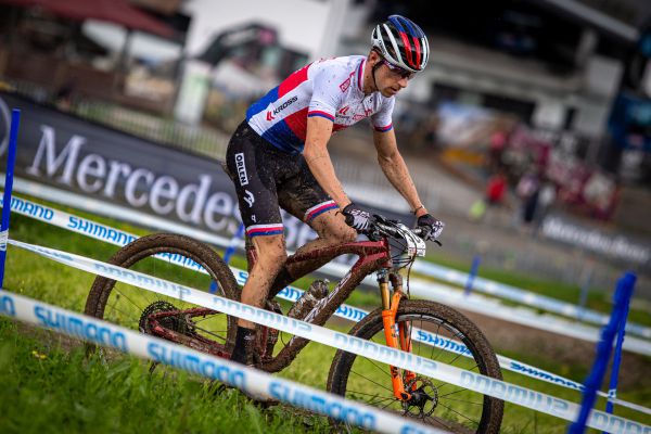SP Leogang 2021 - trénink - Ondřej Cink na kole v novém designu