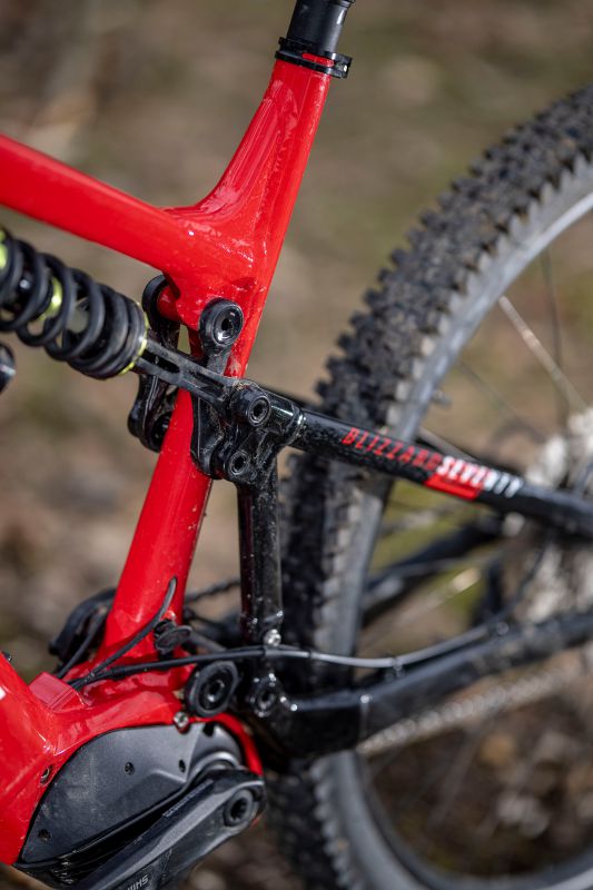 Rock Machine Blizzard krát dva