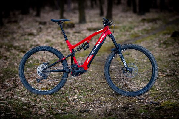 Rock Machine Blizzard krát dva