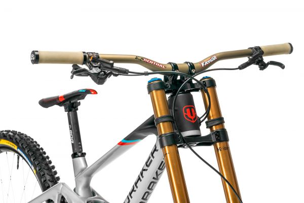 Mondraker Summum Carbon