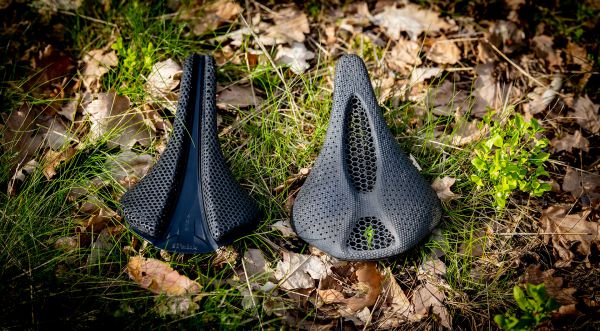 3D sedla Fizik & Specialized