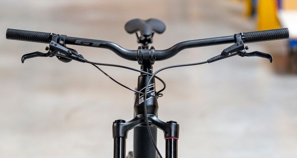 GT Sensor Carbon Elite