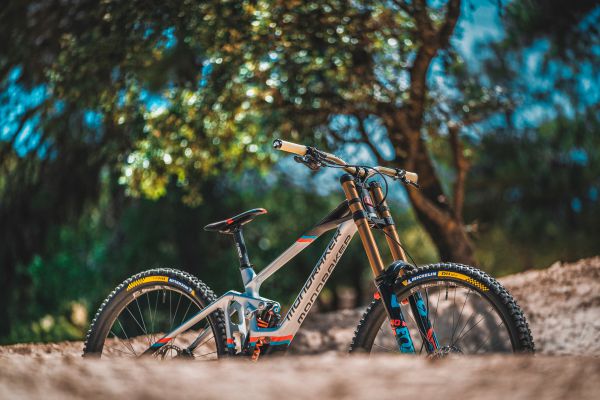 Mondraker Summum Carbon