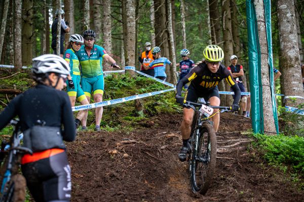 SP Leogang 2021 - trénink - tak to musíš tudy Mono...