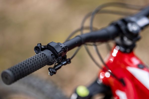 Rock Machine Blizzard krát dva