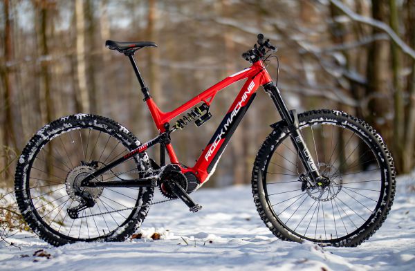 Rock Machine Blizzard krát dva