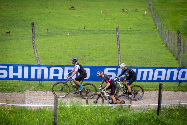 SP Leogang 2021 - trénink - mládež z Cannondalu vyráží na trénink