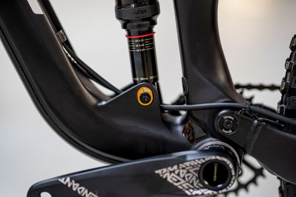 GT Sensor Carbon Elite