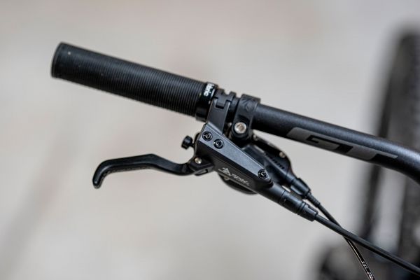 GT Sensor Carbon Elite