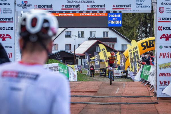 ČP'21 #1 Zadov - a o dvacet vteřin později i Škarna v cíli