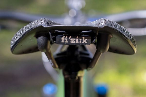 3D sedla Fizik & Specialized