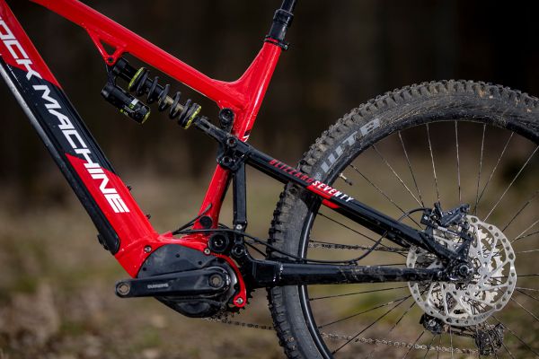 Rock Machine Blizzard krát dva