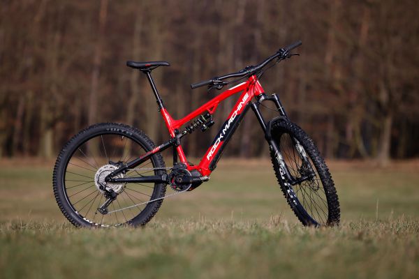 Rock Machine Blizzard krát dva