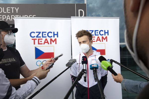 Čábelická a Cink odléttají do Tokia