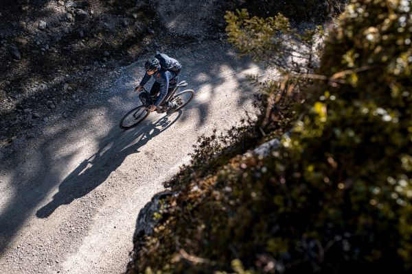 Giant Revolt E+ 2022