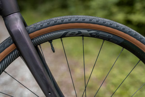 Giant Revolt E+ 2022