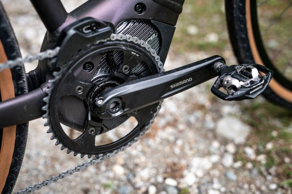 Giant Revolt E+ 2022