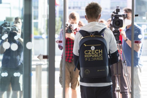 Čábelická a Cink odléttají do Tokia