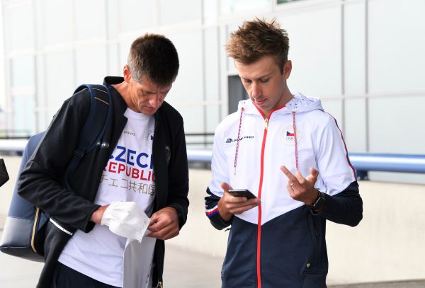 Čábelická a Cink odléttají do Tokia