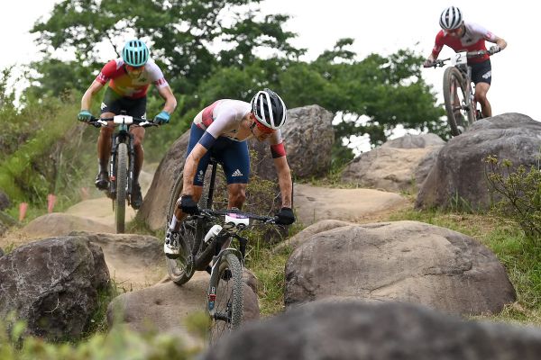 OH Tokio 2020 - Pidcock se Švýcary