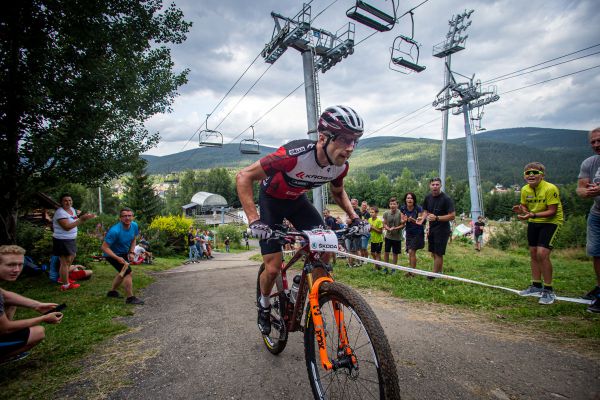 MČR XCO 2021 - Ondřej Cink se sice necítil dobře, ale do kopců létal