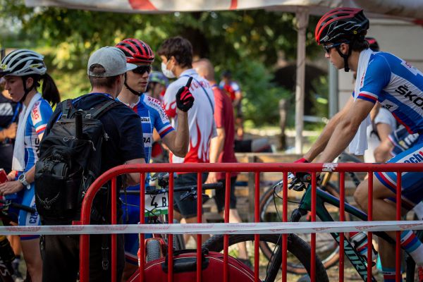 ME XCO 2021 - štafety - to doženeš ti řikám!