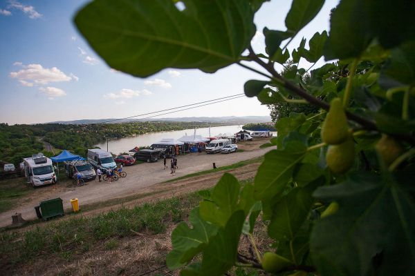 ME XCO 2021 - štafety - týmová zóna jako fík