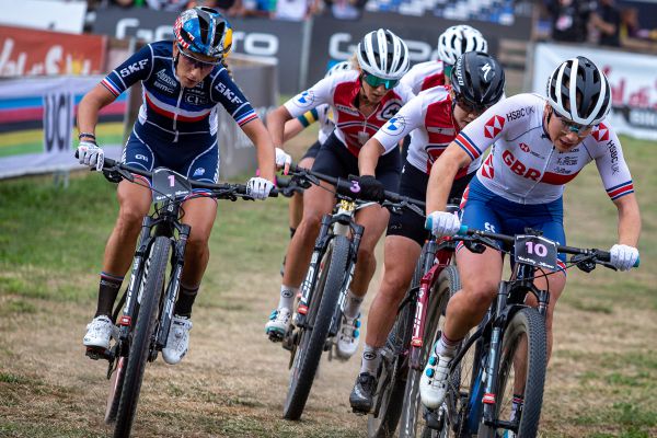 MS 2021 - short track - skupinka favoritek