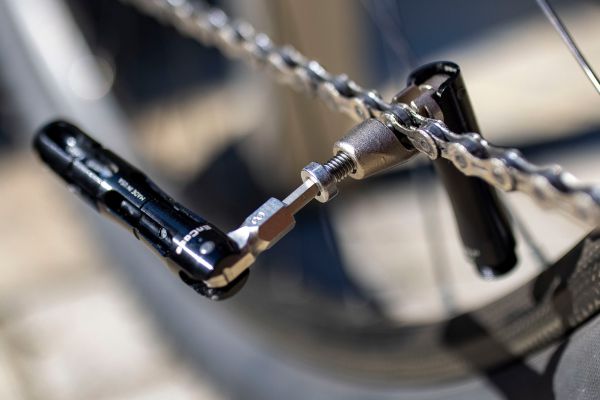 Wolf Tooth Encase System Bar Kit One