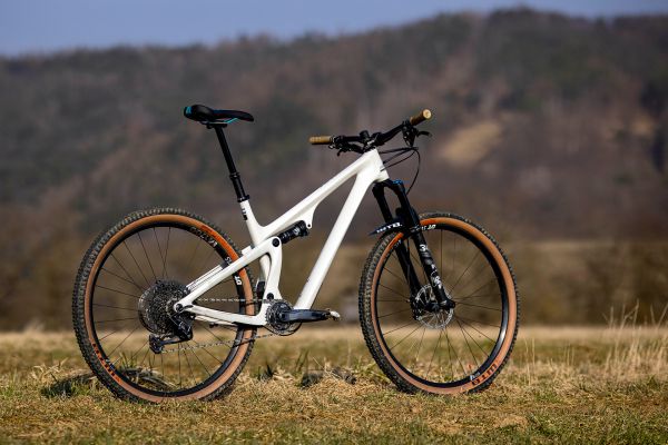 Yeti SB 115 C2