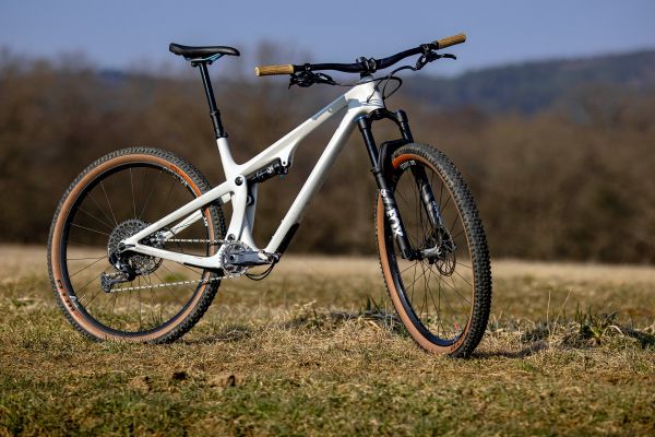 Yeti SB 115 C2
