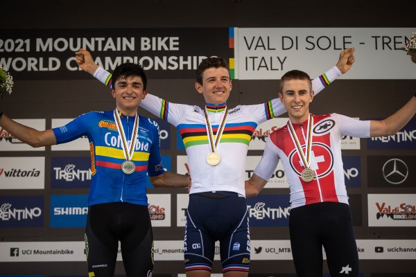 MS 2021 - junioři - trojice nejlepších juniorů