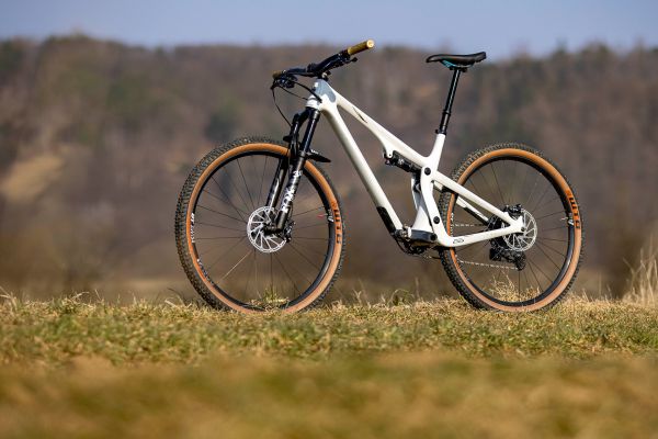 Yeti SB 115 C2