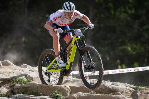 MS 2021 - e-MTB - Harriet Harnden dojela čtvrtá