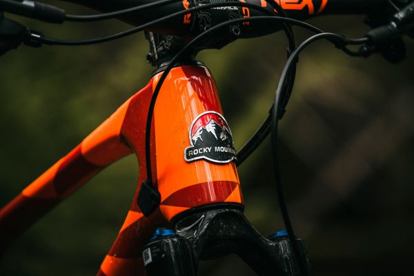 Rocky Mountain Element 2022