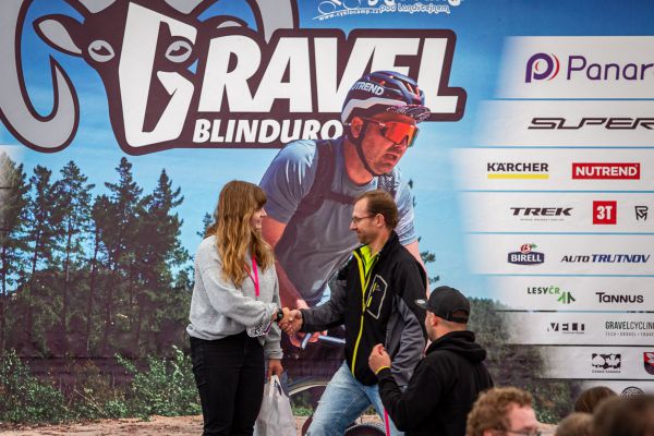 Hobo Queen a King! Na GrBl dojeli na bicyklech