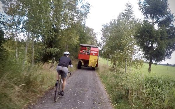 Pohodička za kombajnem, ambicím je konec