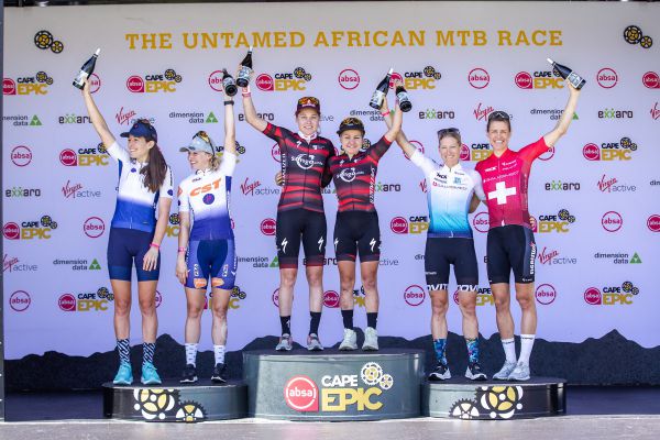 Cape Epic 2021 - 7. etapa - nejrychlejší tři páry
