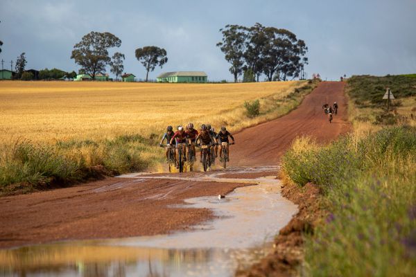 Cape Epic 2021 - 6. etapa - typický obrázek z dneška