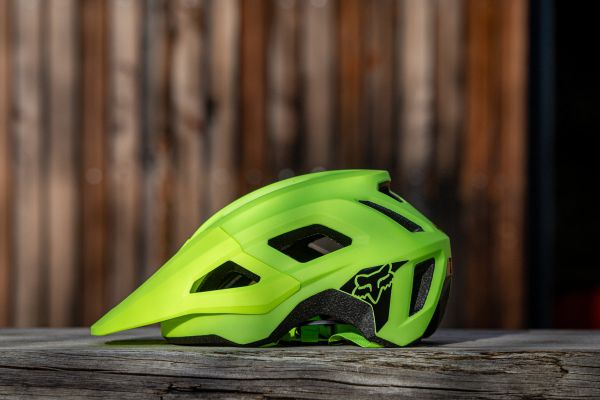 Přilba Fox Mainframe