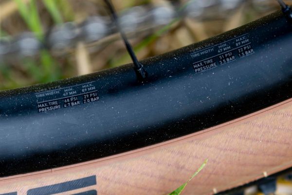 Canyon Lux Trail CF 7