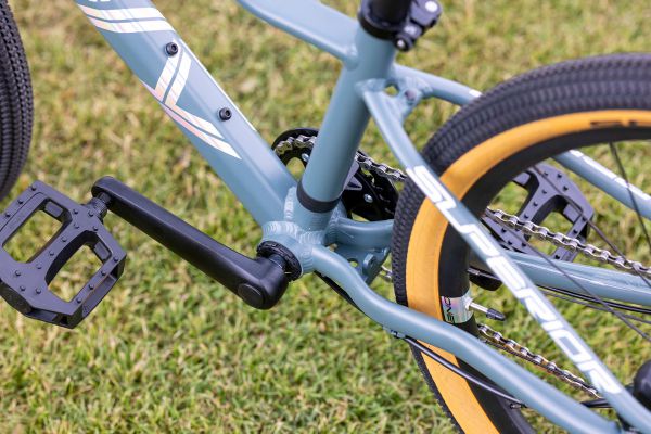 Superior F.L.Y. 24 DB