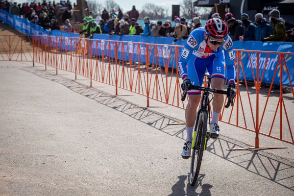 Fayetteville 2022 - štafety - Bory nic nevzdává