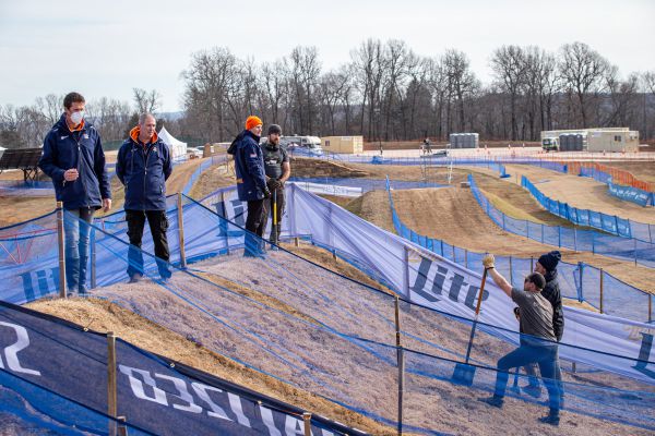 Fayetteville 2022 - den 1. - nizozemská delegace