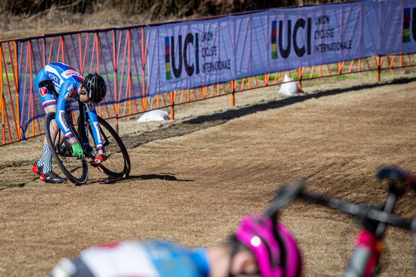 Fayetteville 2022 - neděle - Ondřej Novotný s problémy nedlouho po startu