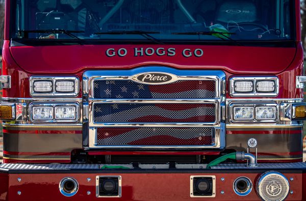 Fayetteville 2022 - sobota - miláček, co?