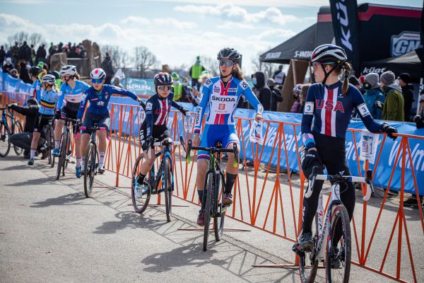 Fayetteville 2022 - štafety - Kristýna Zemanová