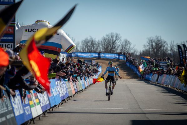 Fayetteville 2022 - sobota - překvapení