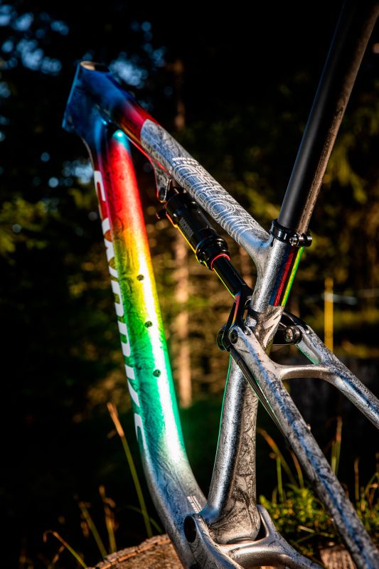 Limitovaná edice Specialized S-Works World Champion