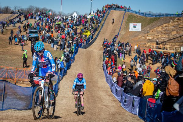 Fayetteville 2022 - sobota - Vanda Dlasková